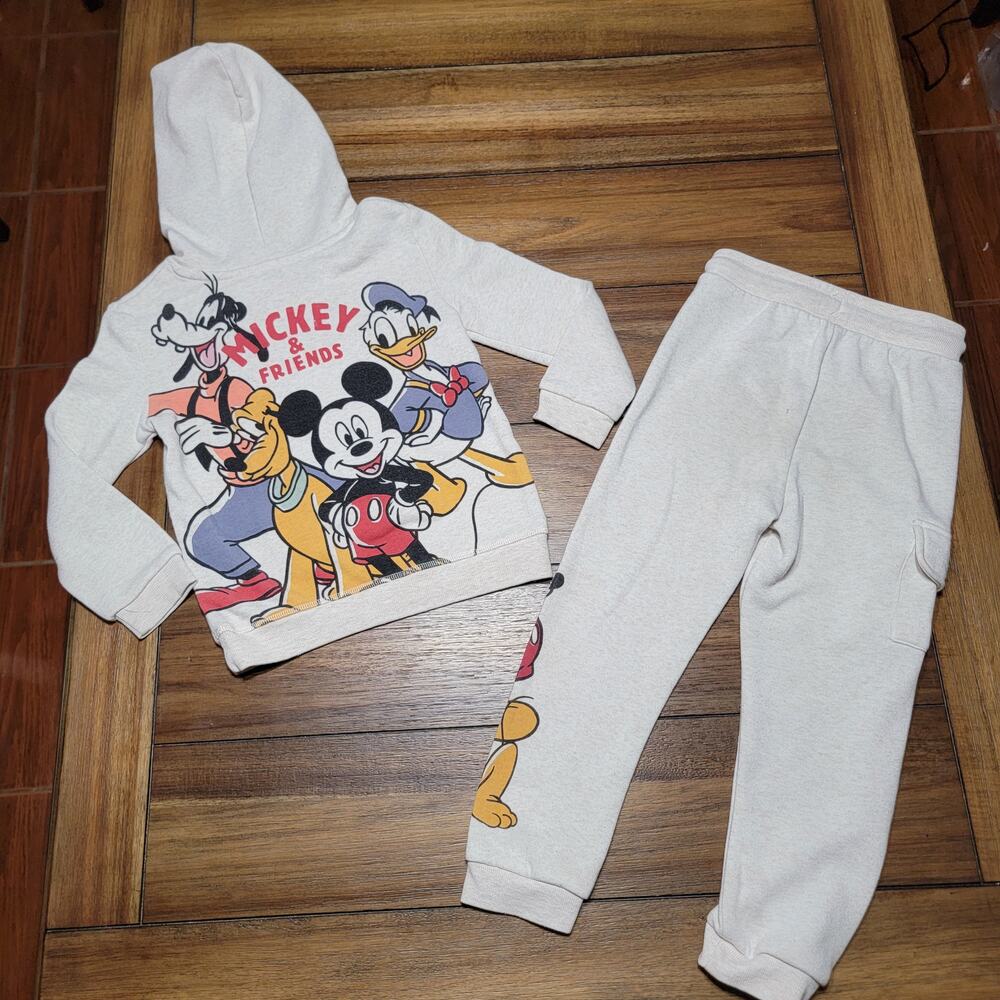 2 Pc Toddler Disney Mickey & Friends Hoodie & Sweatpants Jogger Set - Size 5T